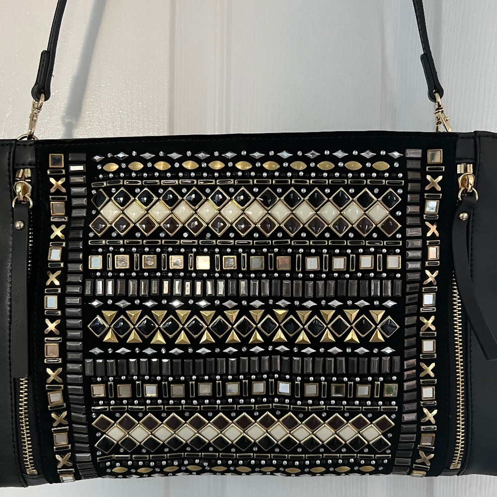 Vince Camuto crossbody clutch purse - Picture 3 of 7